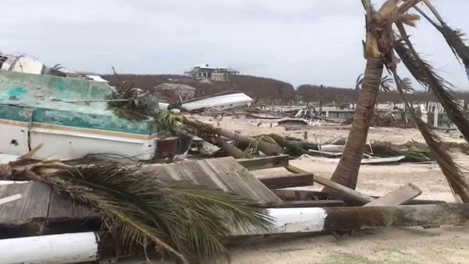 Danys que ha deixat el pas de Dorian per Hope Town (illes Ábaco)