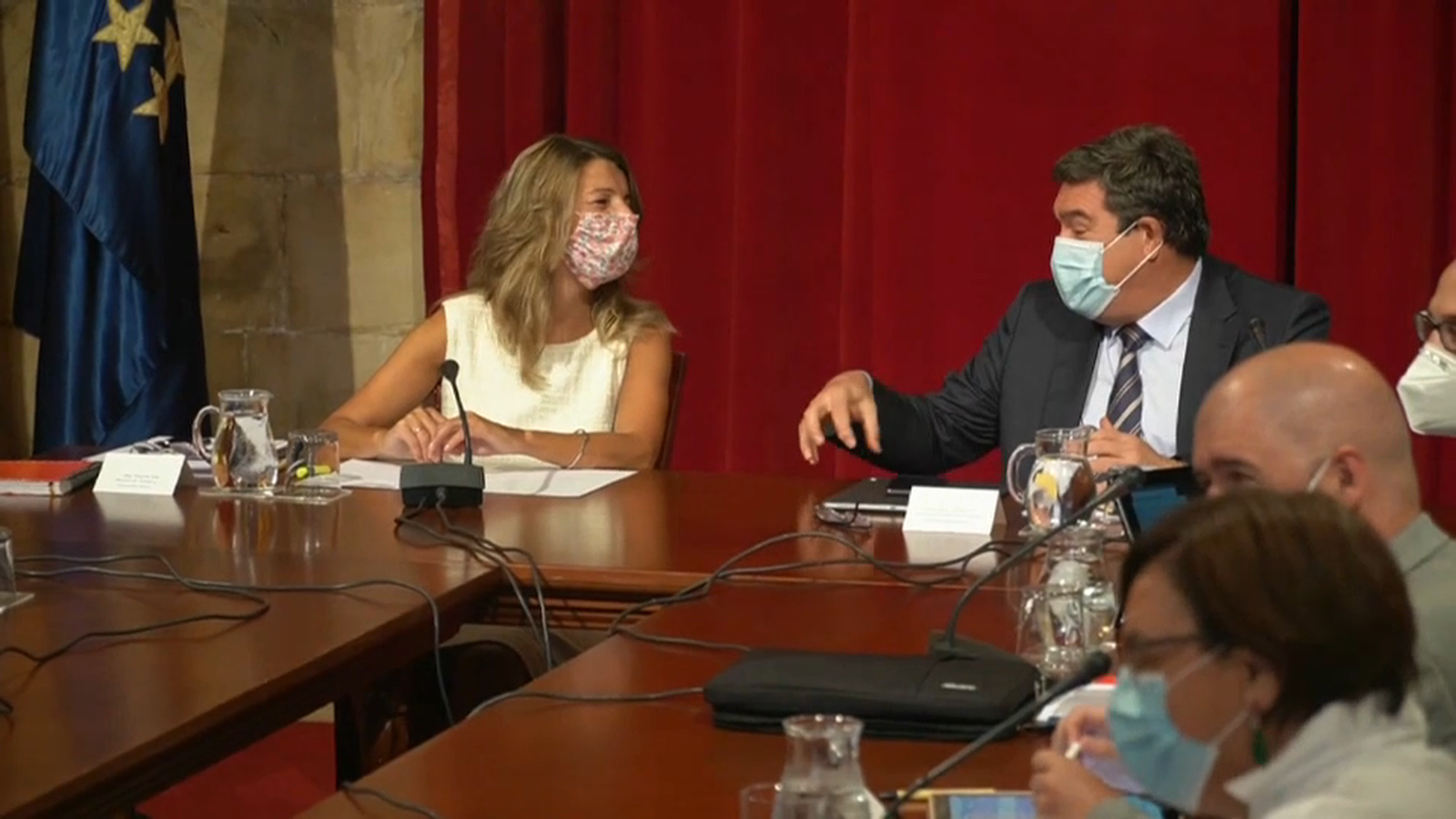 La ministra de Treball, Yolanda Diaz, i el ministre de Seguretat Social, José Luis Escrivà, durant la reunió dels ERTO del passat divendres.