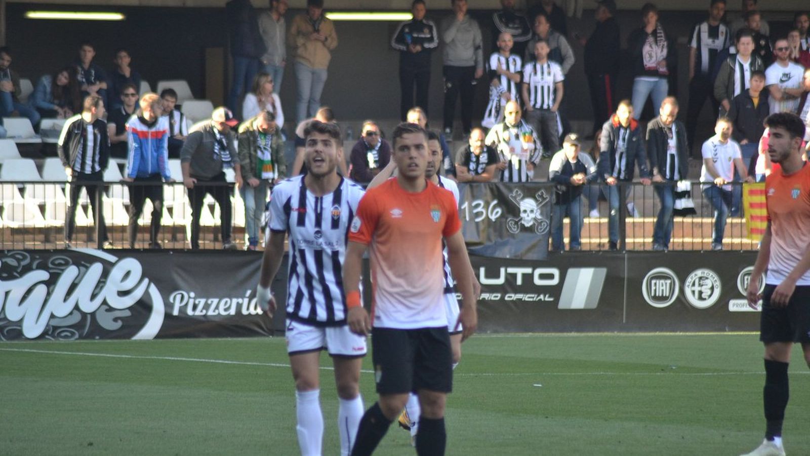 El Castelló ix del descens