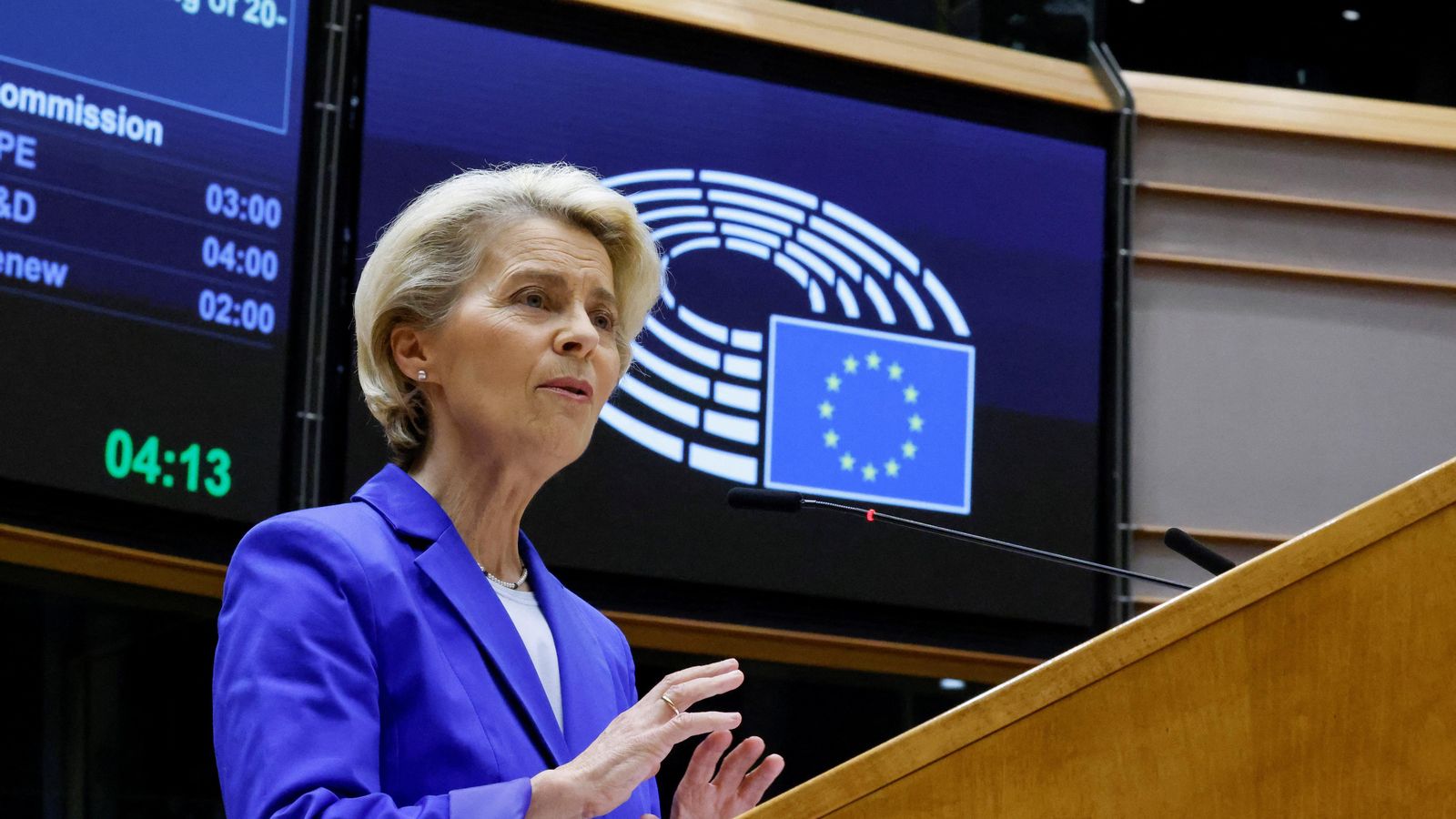 La presidenta de la Comissió Europea, Ursula von der Leyen, durant una sessió plenària del Parlament Europeu La presidenta de la Comissió Europea, Ursula Von der Leyen, durant una sessió plenària del Parlament Europeu