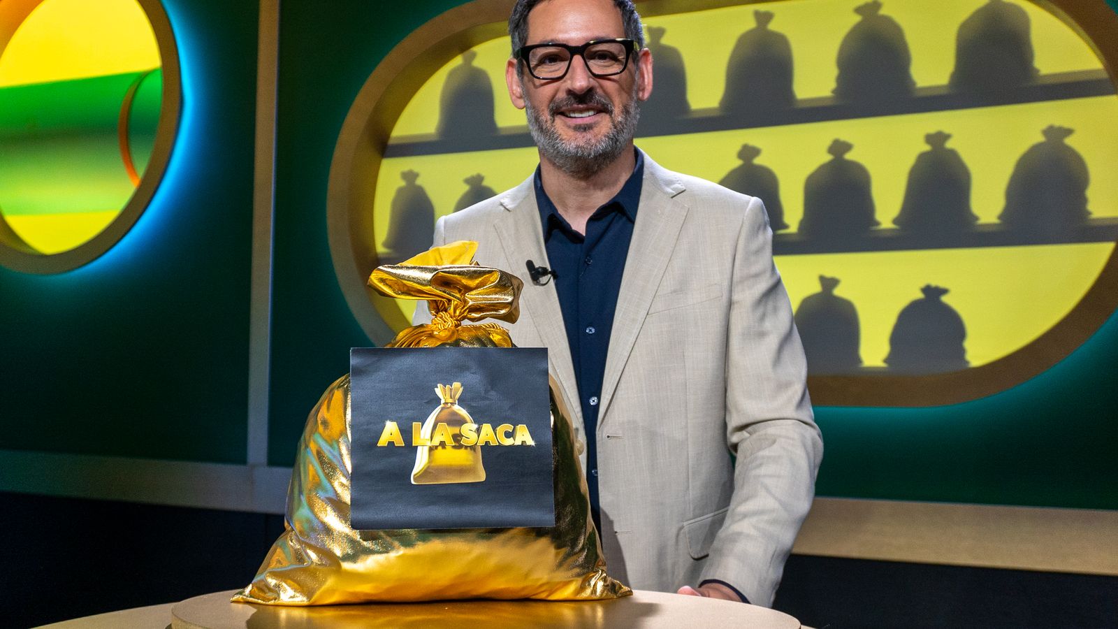 Eugeni Alemany presenta el nou concurs d'À Punt