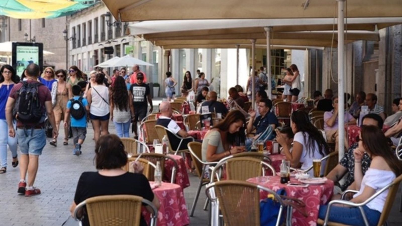 Al mes d'octubre la despesa mitjana va ser de 908 euros per turista