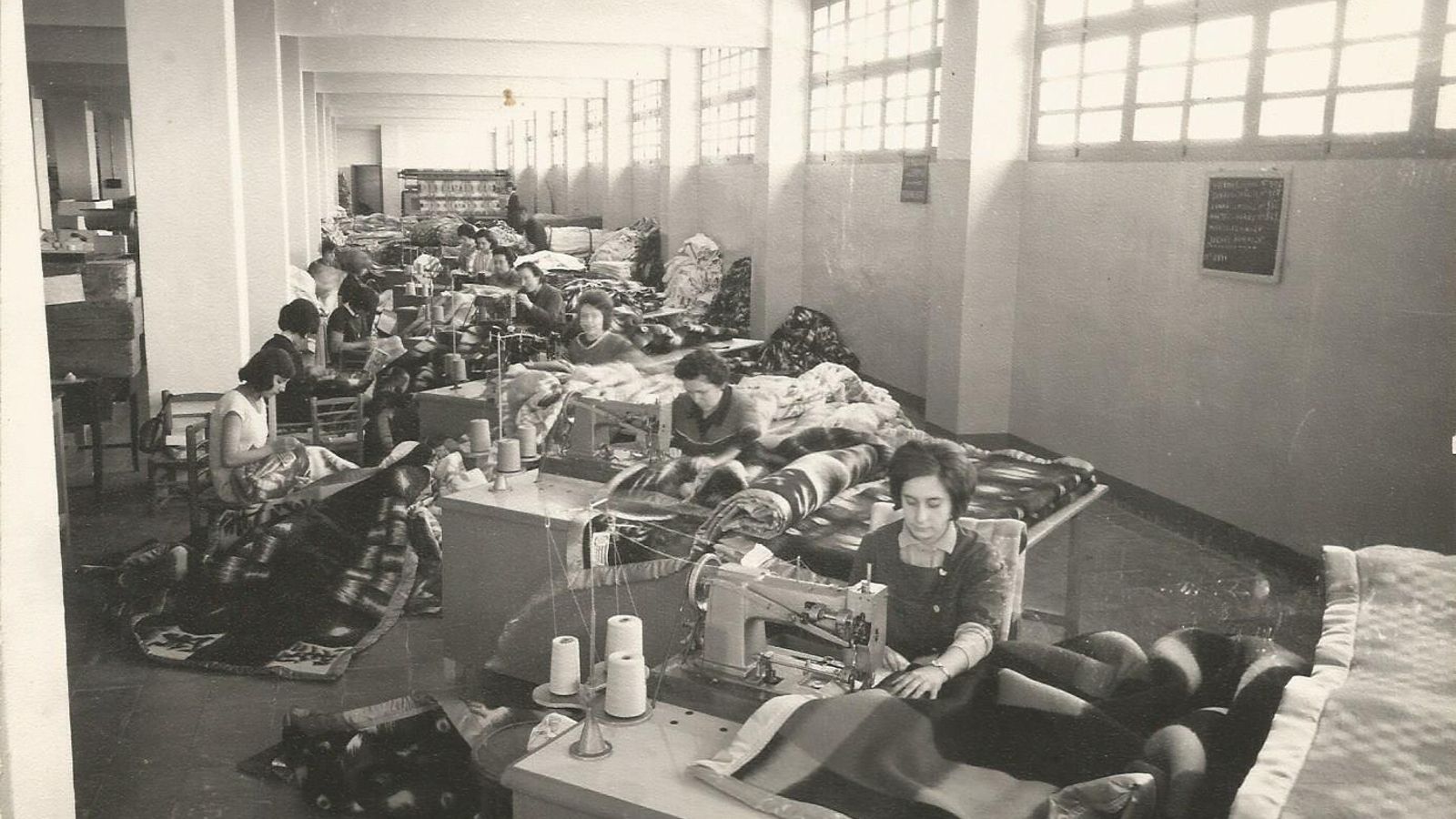 La Fundació Museu del Tèxtil fa una crida a participar en un projecte sobre el paper de les dones en la indústria tèxtil del segle XX