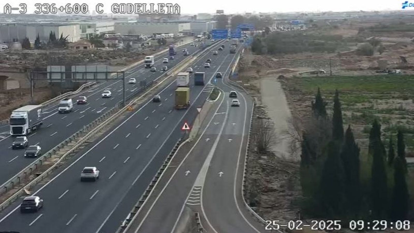 Tram de l'autovia A-3, a l'altura de la Foia de Bunyol, a pocs quilòmetres de l'enllaç amb l'A-7