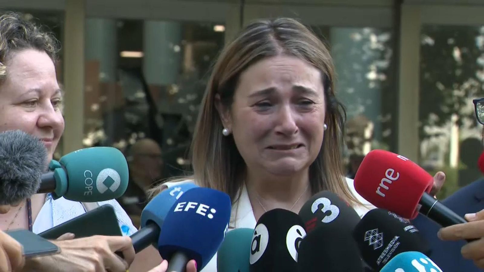 Marisol Burón, mare de Marta Calvo, a l'eixida dels jutjats