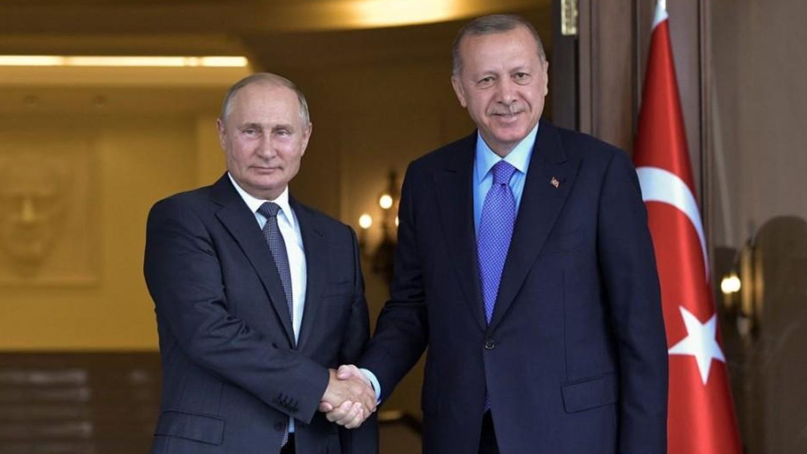Imatge d'arxiu del president rus, Vladímir Putin, amb el seu homòleg turc, Recep Tayyip Erdogan