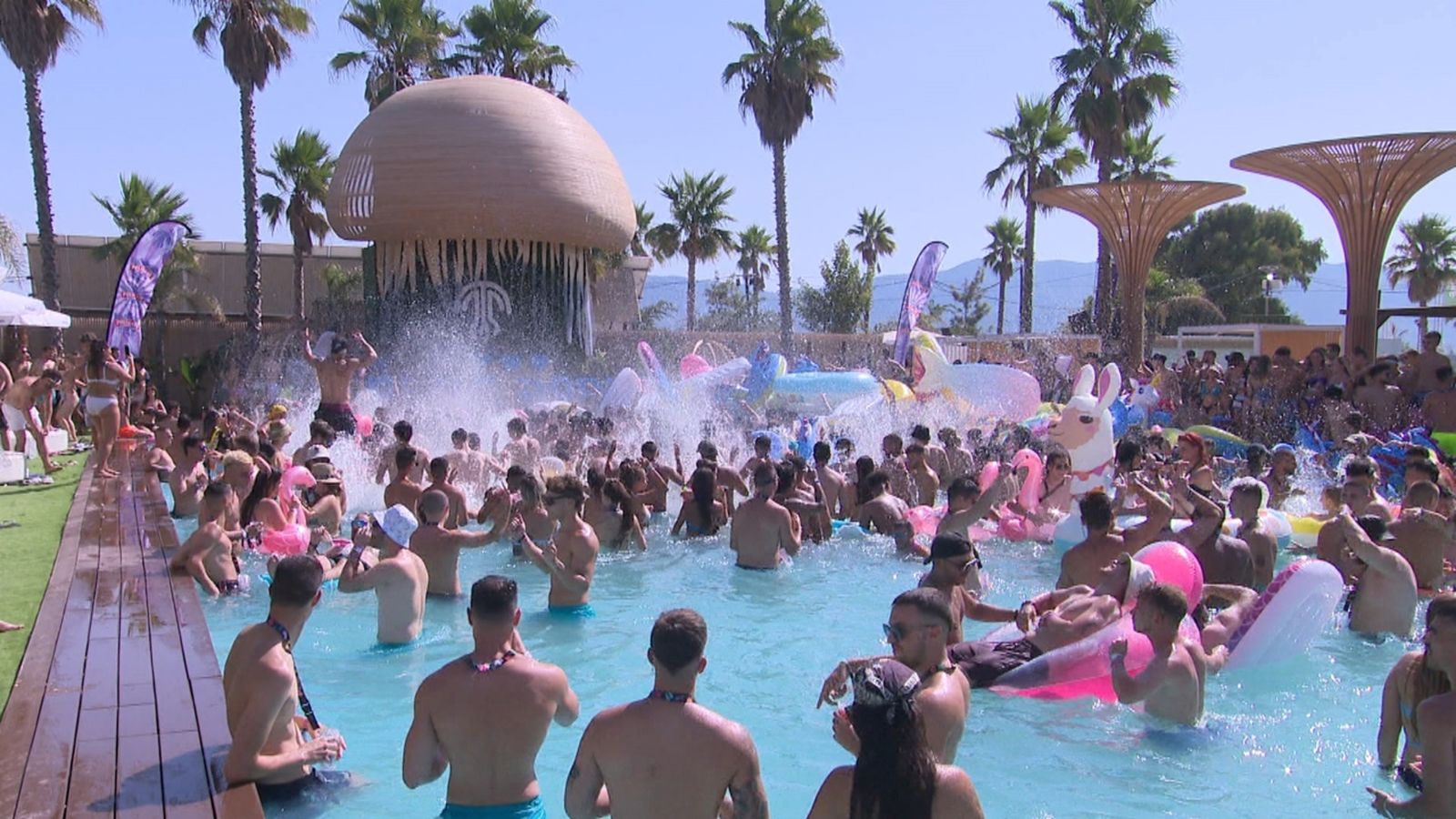 Unes 300.000 persones hauran de conviure amb l'onada de calor en el Medusa
