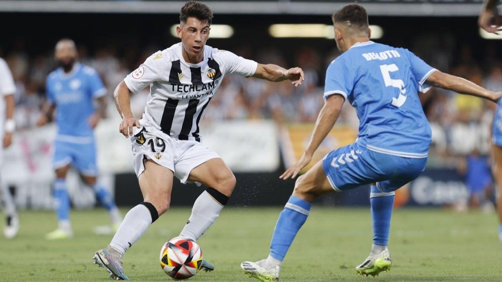 Villahermosa i Bellotti, en una acció del partit