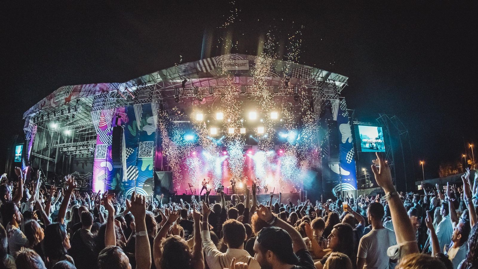 Vora 20.000 persones han assistit cada dia al SanSan de Benicàssim Vora 20.000 persones han assistit cada dia al SanSan de Benidorm