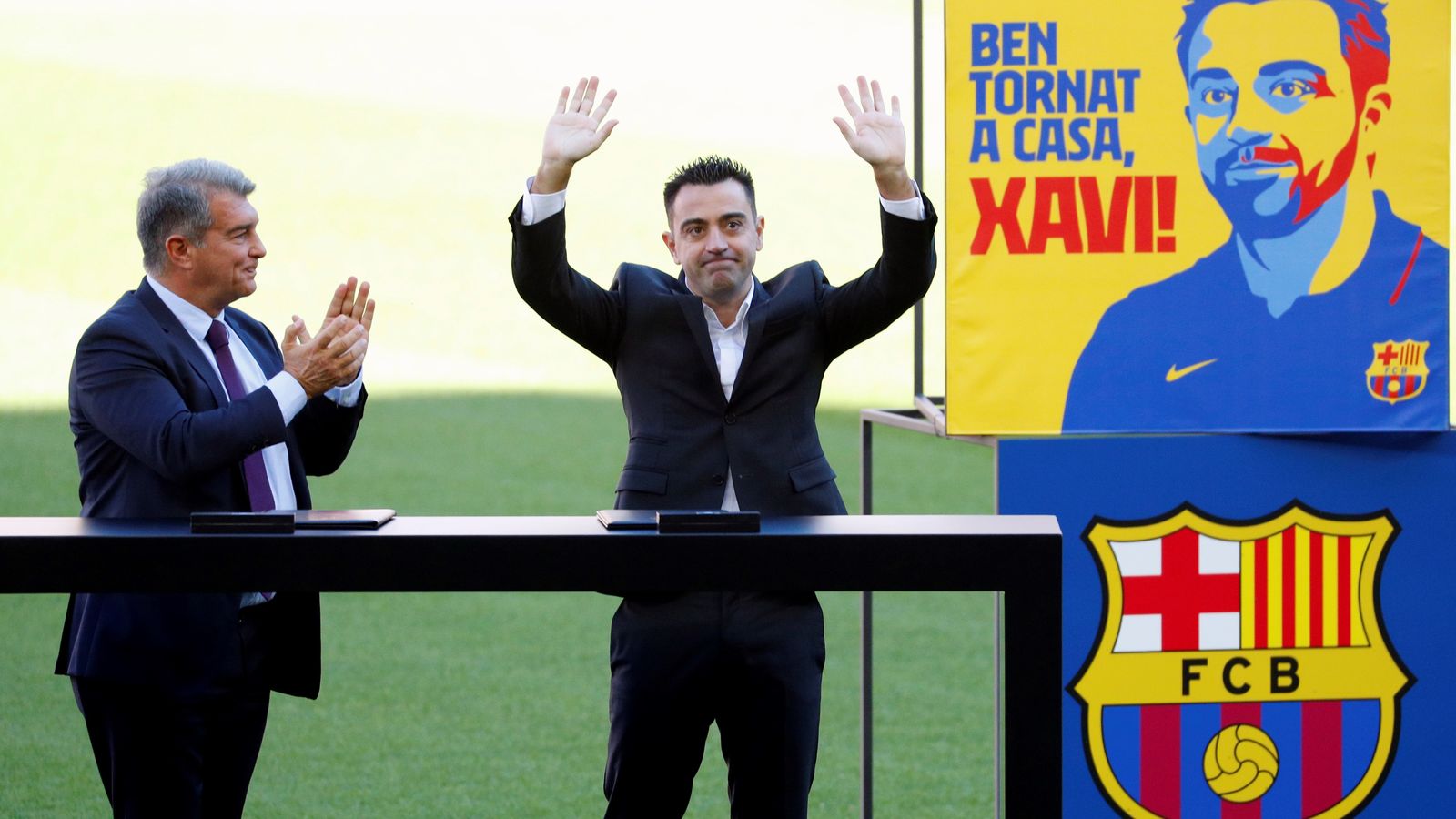 Xavi Hernández torna al Barcelona