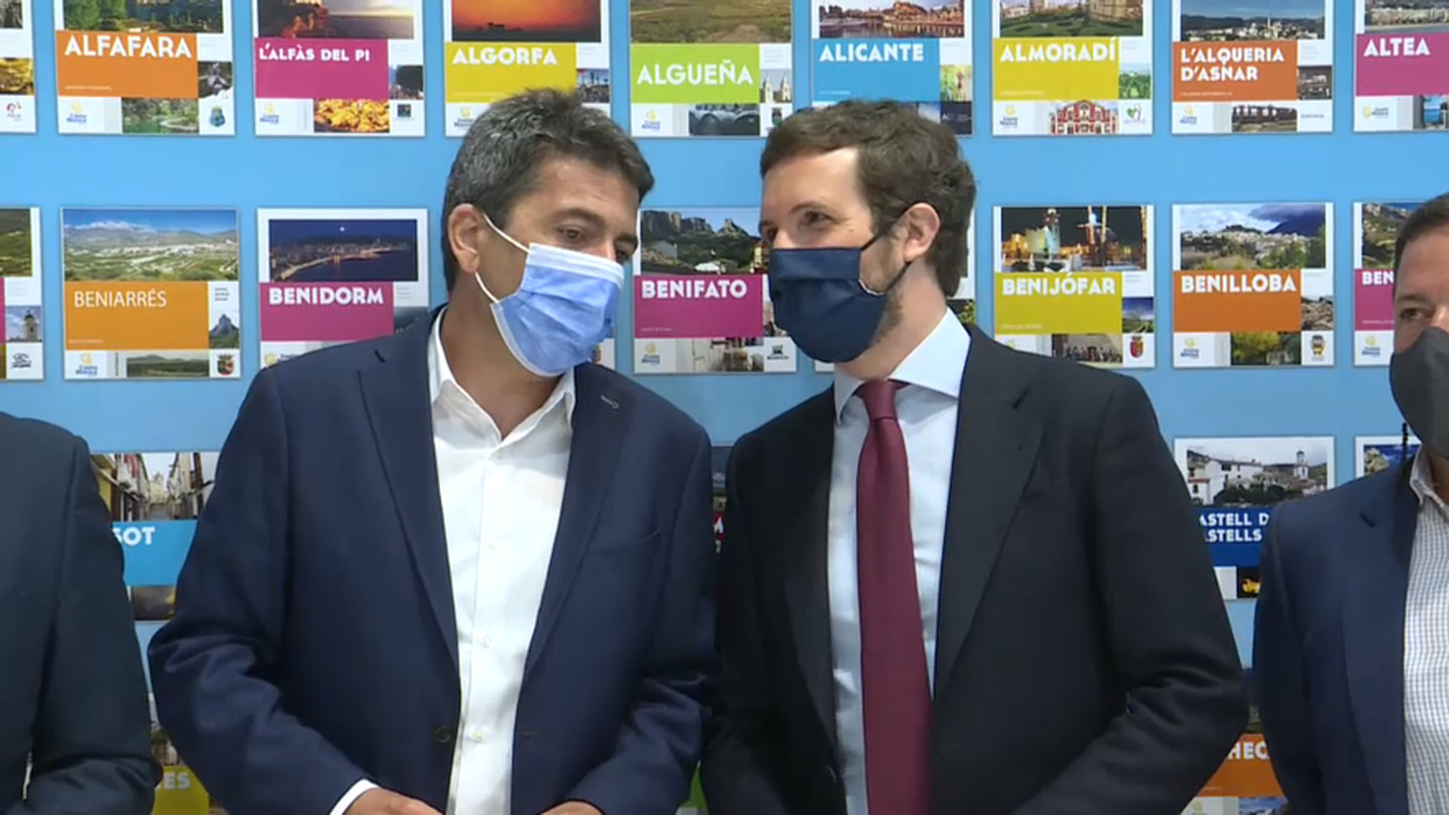 Casado amb Mazón a l'estand de la Comunitat Valenciana a Fitur, a Madrid, el mes de maig