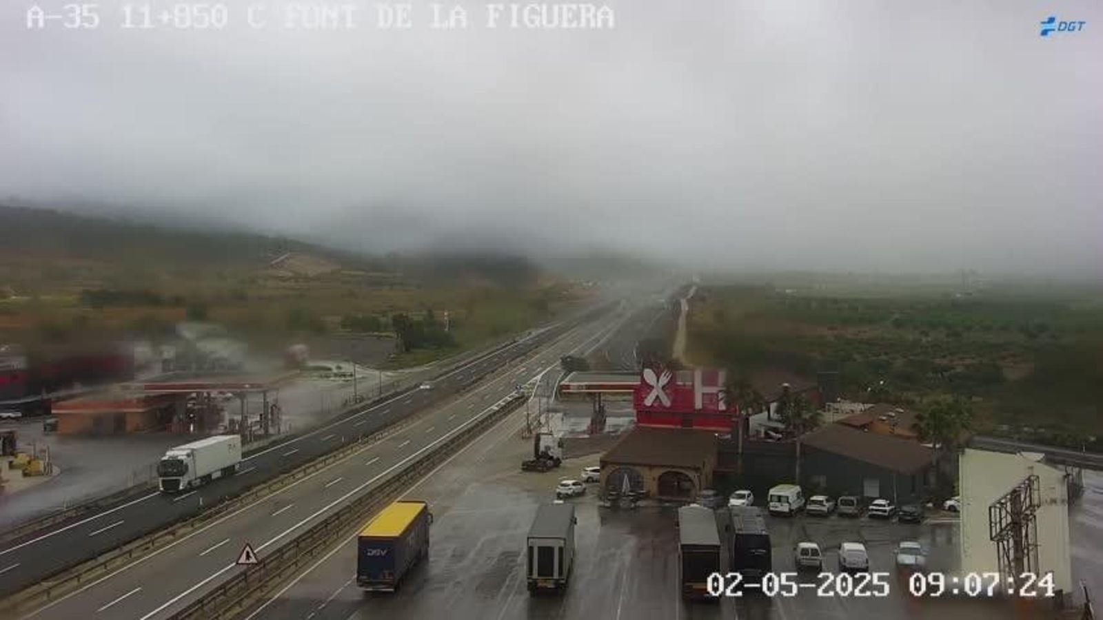 L'A-35, plena de boira este divendres a la Font de la Figuera