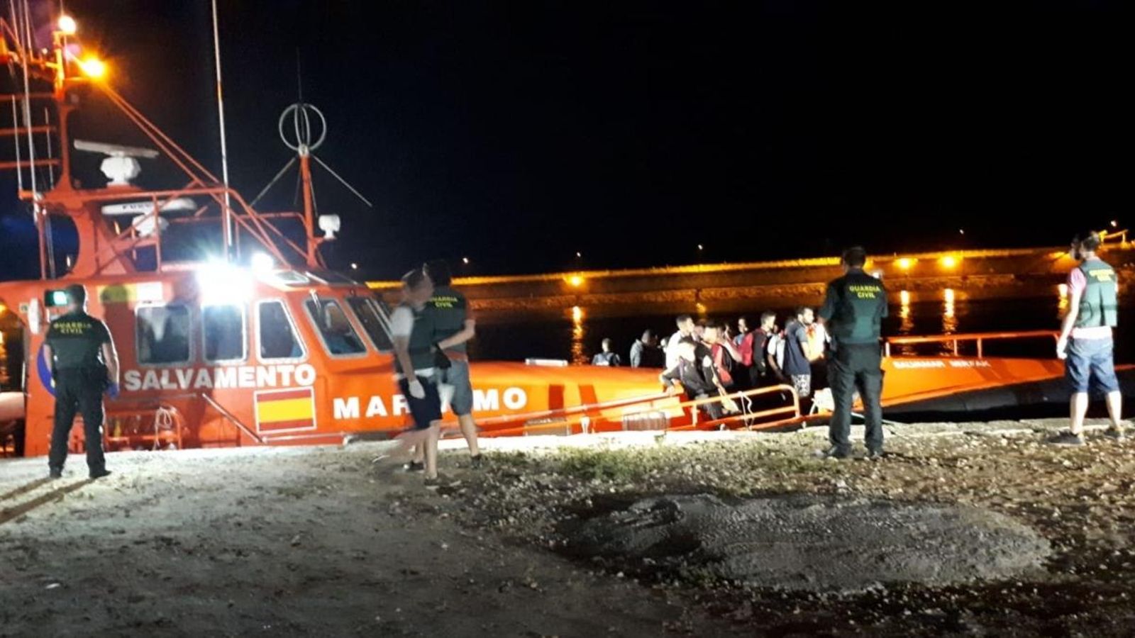 El passatge de la segona pastera arriba al port de Torrevella