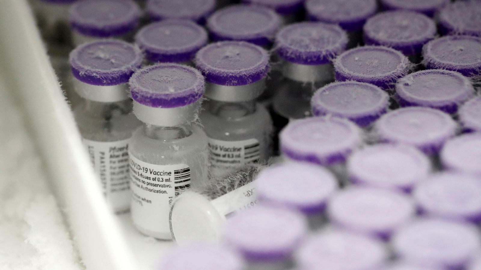 Vials de la vacuna de Pfizer-BioNTech contra la Covid-19 Vials de la vacuna de Pfizer-BioNTech contra la Covid-19