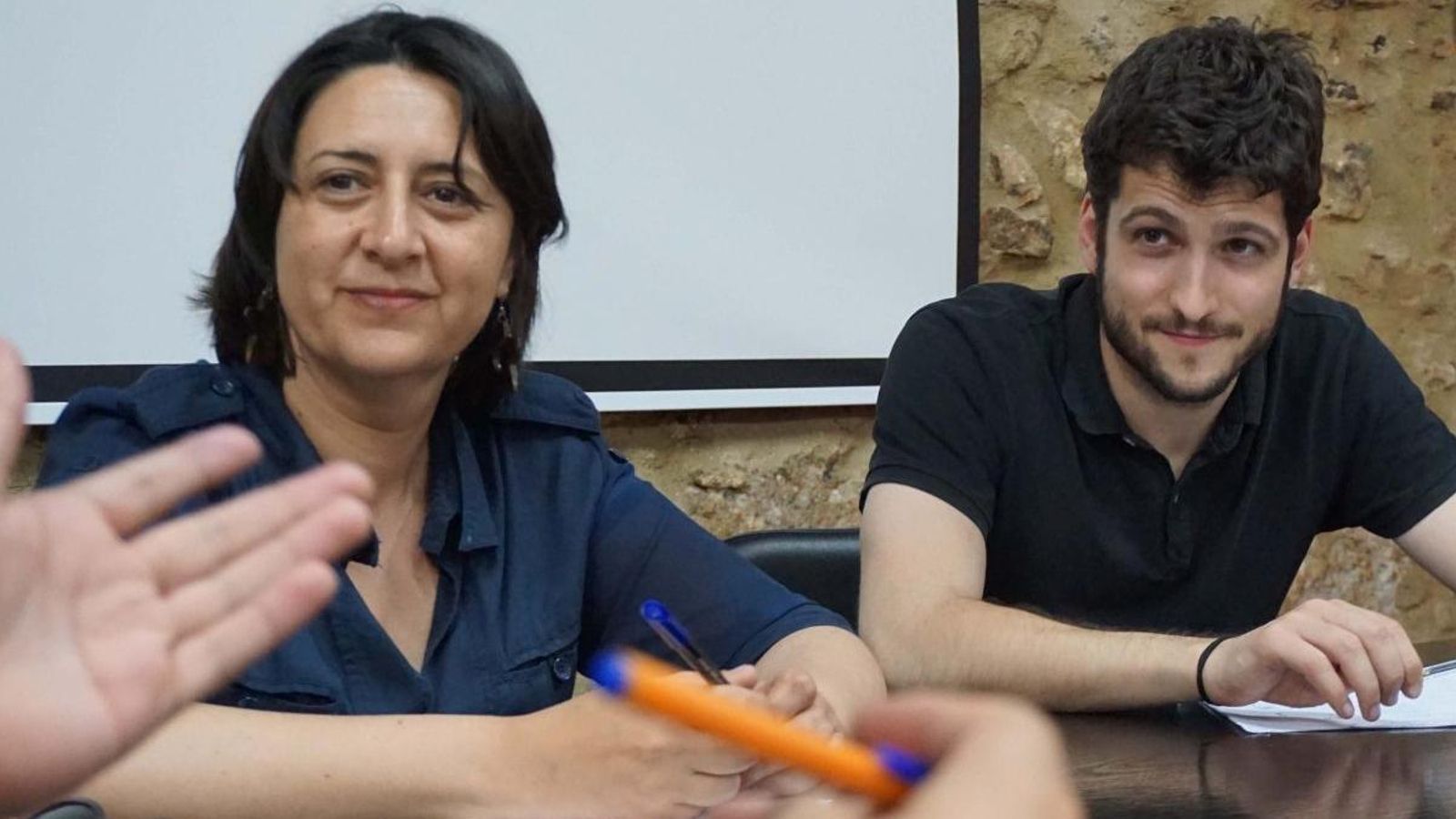 L’executiva d’Esquerra Unida debat l’oferta de coalició electoral amb Podem L’executiva d’Esquerra Unida debat l’oferta de coalició electoral amb Podem