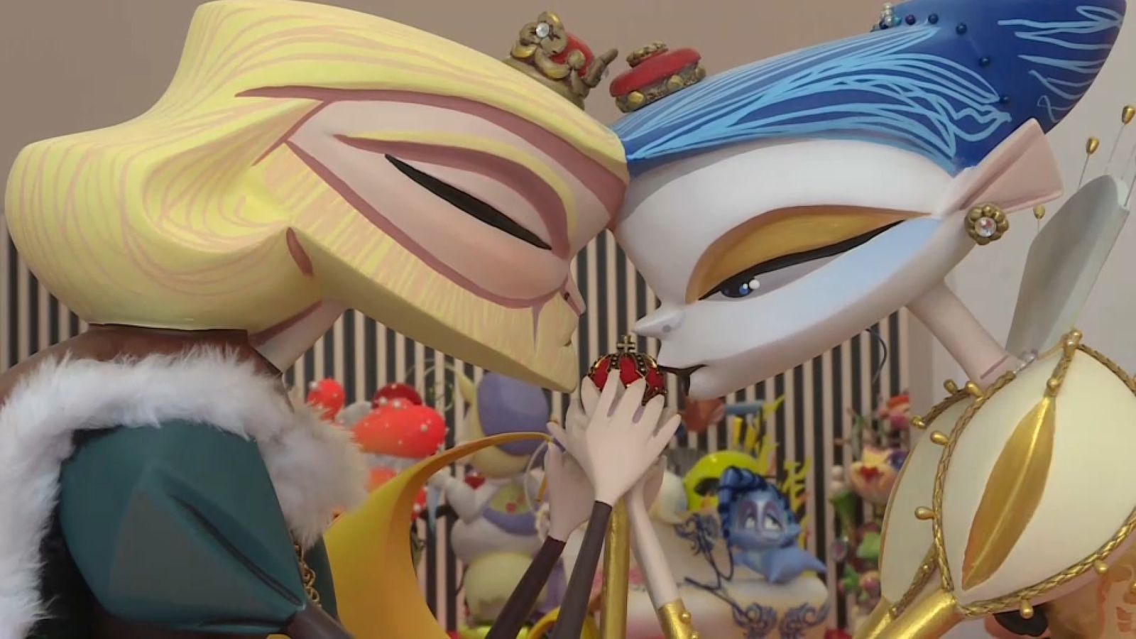 Dos ninots d'una edició anterior de l'exposició del Ninot d'Alacant