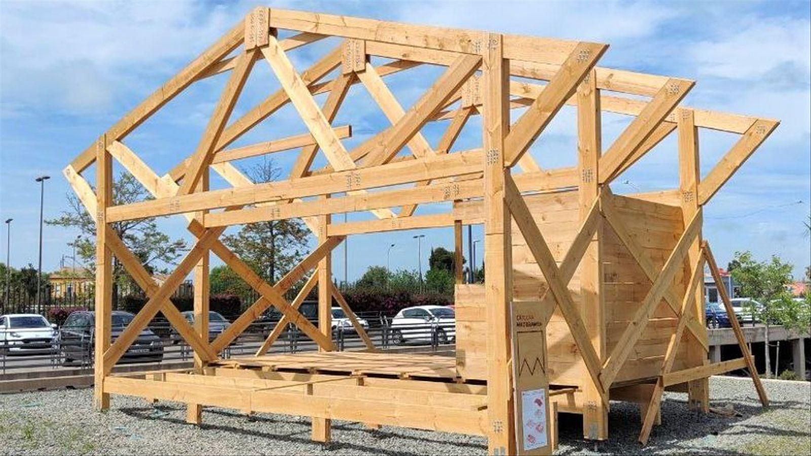 Prototip d'habitatge per a persones afectades per desastres naturals