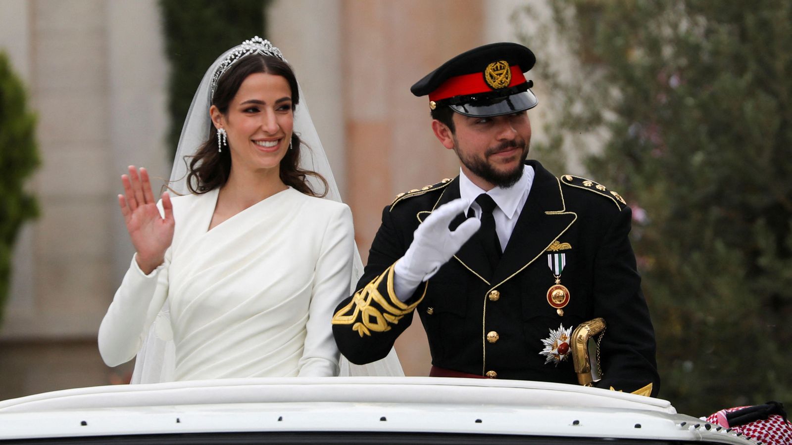 El príncep hereu Husein bin Abdalá II i Rajwa Al Saif s'han casat aquest dijous