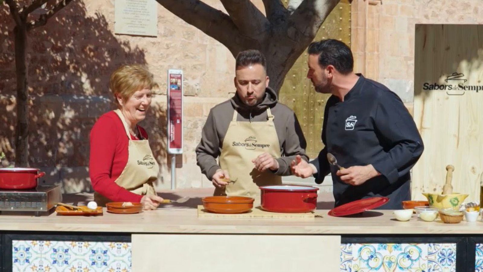 Carmen i Jacobo, veïns de Xilxes, amb el Xef Rubén Fenollar