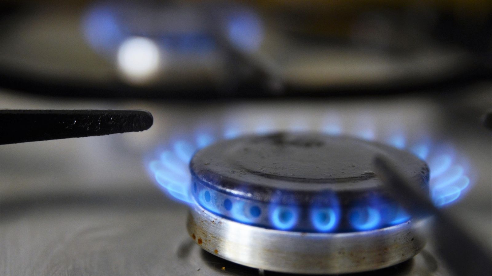 Europa busca una solució davant la seua dependència energètica