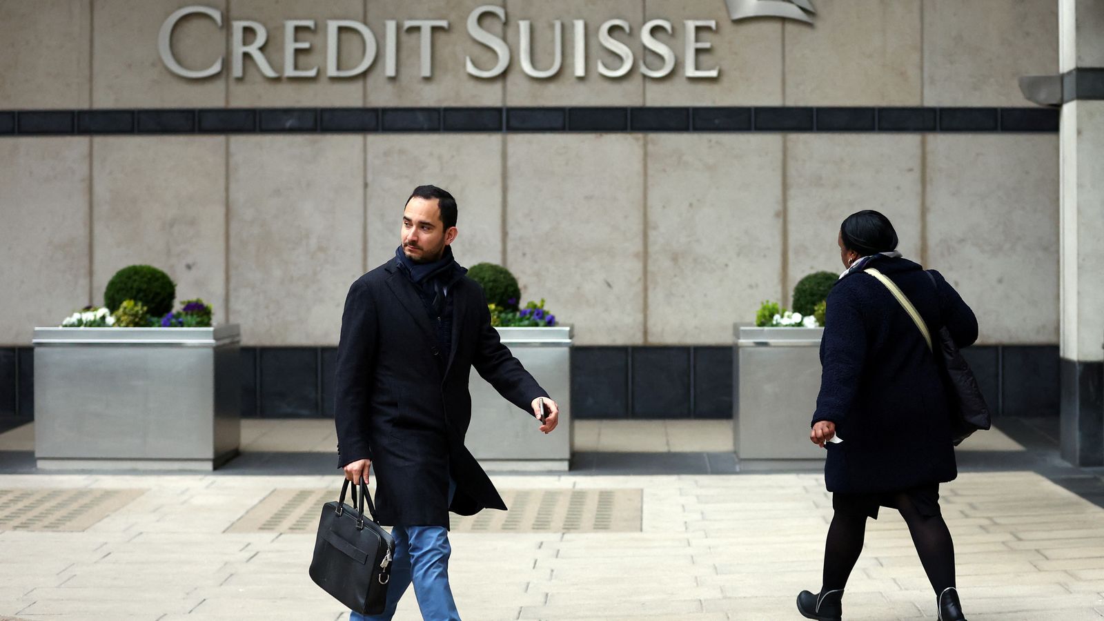 En imatge, les oficines de Credit Suisse a Londres