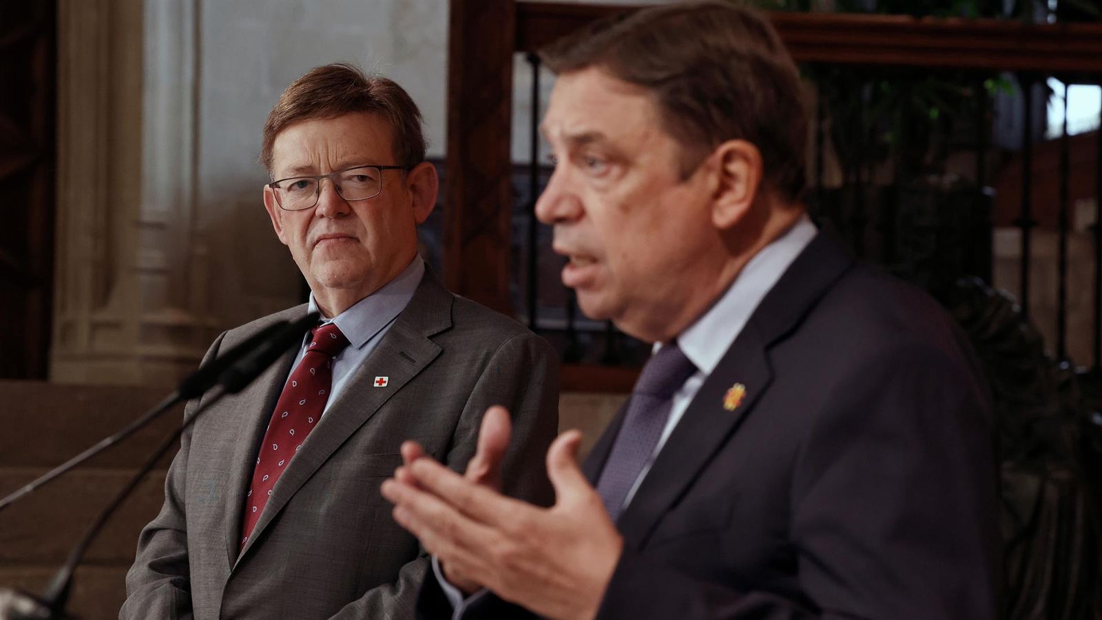 El president Ximo Puig, i el ministre Luis Planas, aquest dijous en el Palau de la Generalitat