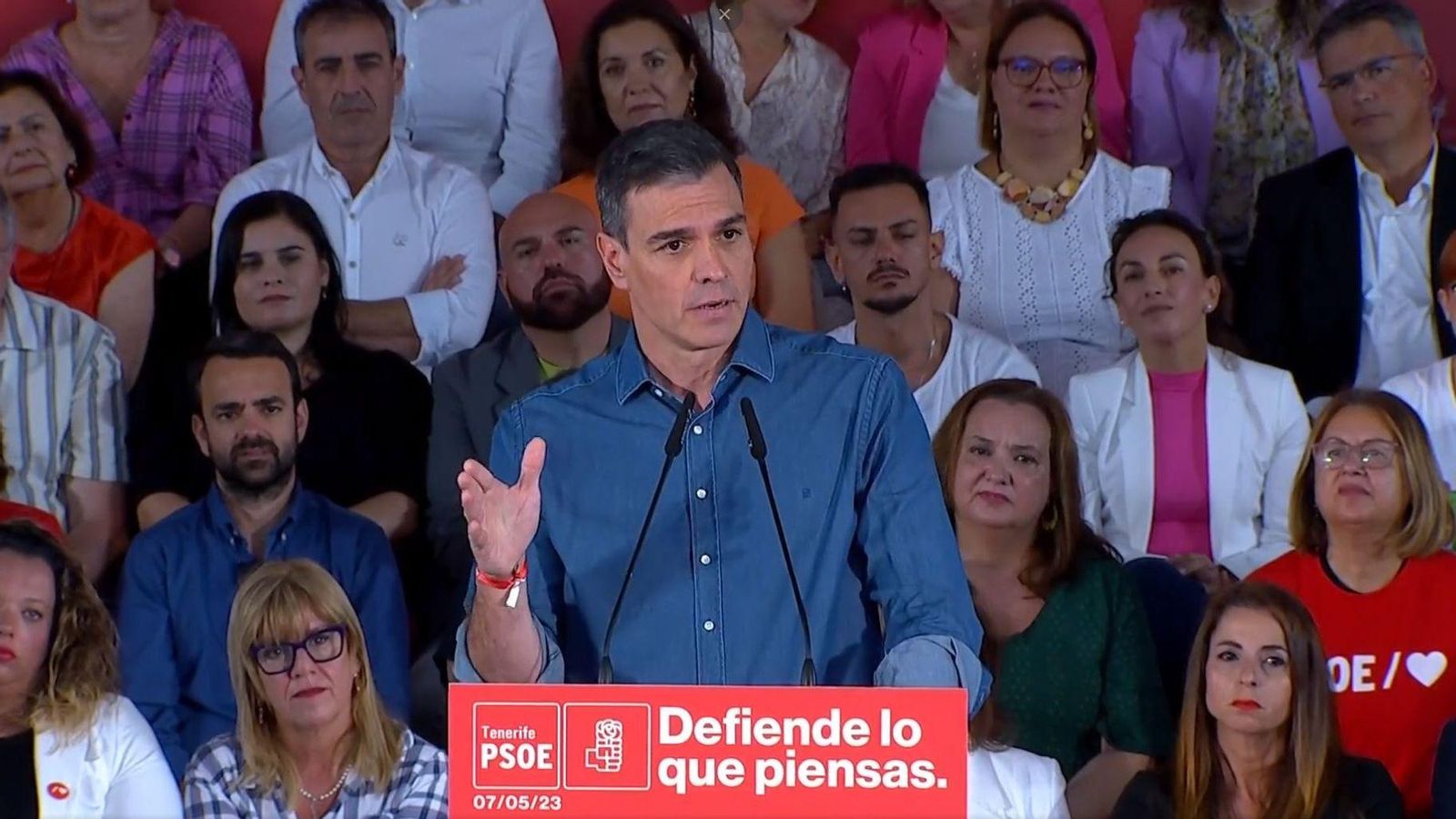 Sánchez en un acte de partit, aquest diumenge, a Santa Cruz de Tenerife Sánchez en un acte de partit, aquest diumenge, a Santa Cruz de Tenerife