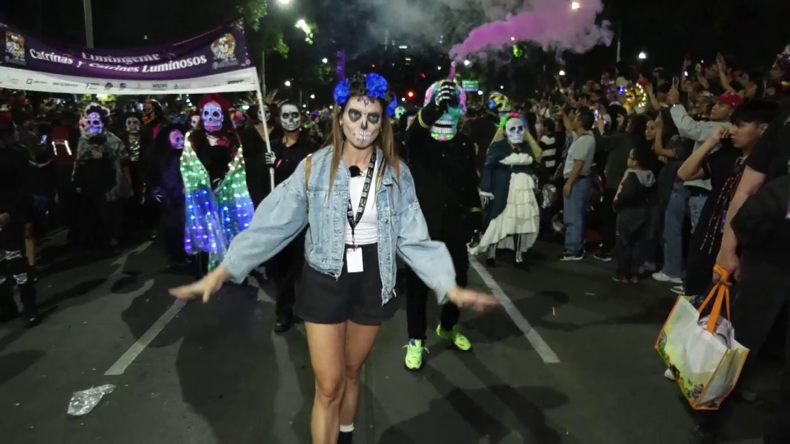 Així és viu el mega desfile de catrines de Ciutat de Mèxic al Dia de Morts