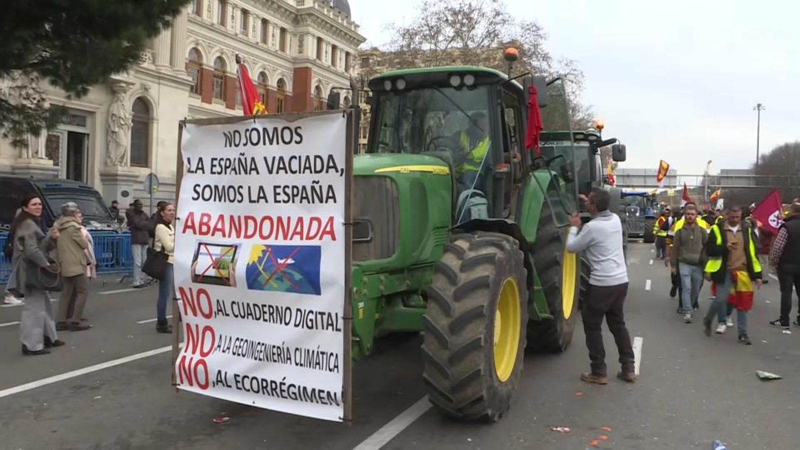 Agricultors, durant la marxa a Madrid, en una imatge d'arxiu Agricultors, durant la marxa a Madrid, aquesta vesprada