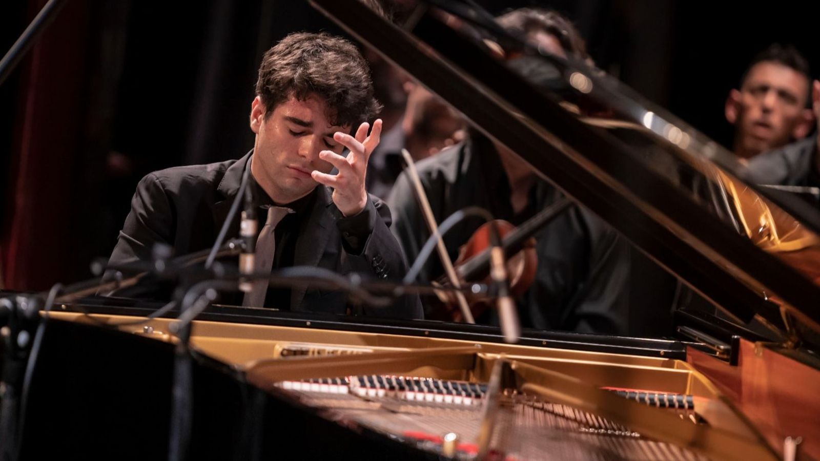 Elia Cecino, guanyador del Premi Iturbi 2023