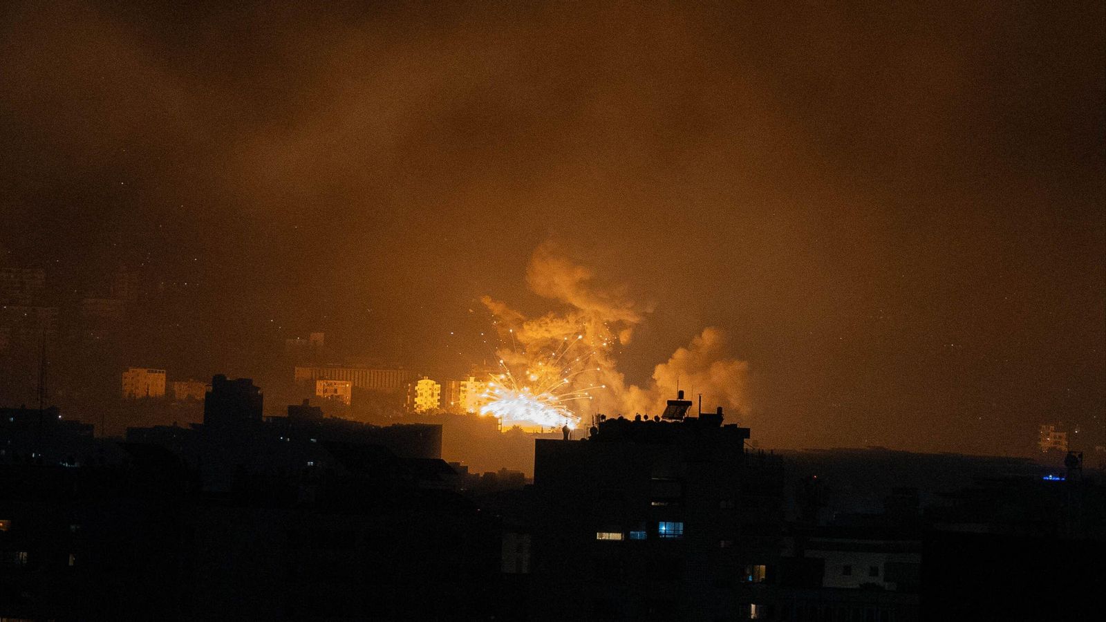 Explosions a la matinada al sud de Beirut