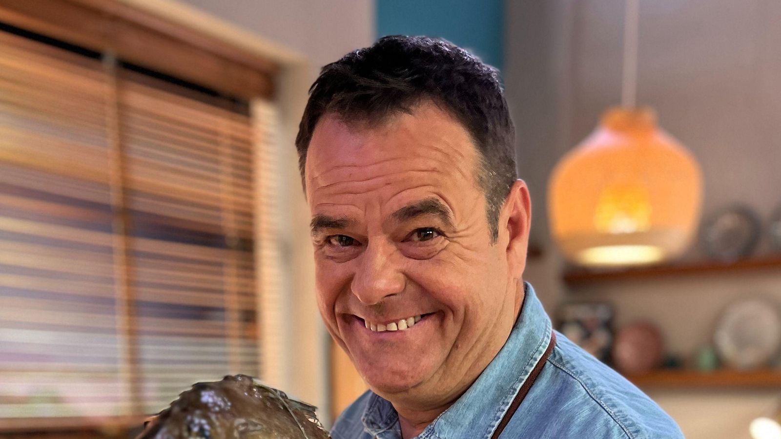 El cuiner Jordi Morera presenta cada vesprada 'La cuina de Morera' junt a la nutricionista Ana Sirvent