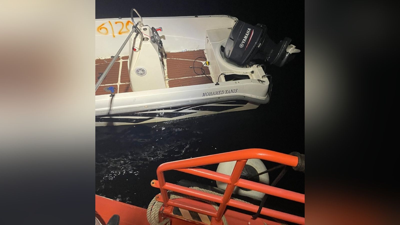 Embarcació rescatada per Salvament Marítim