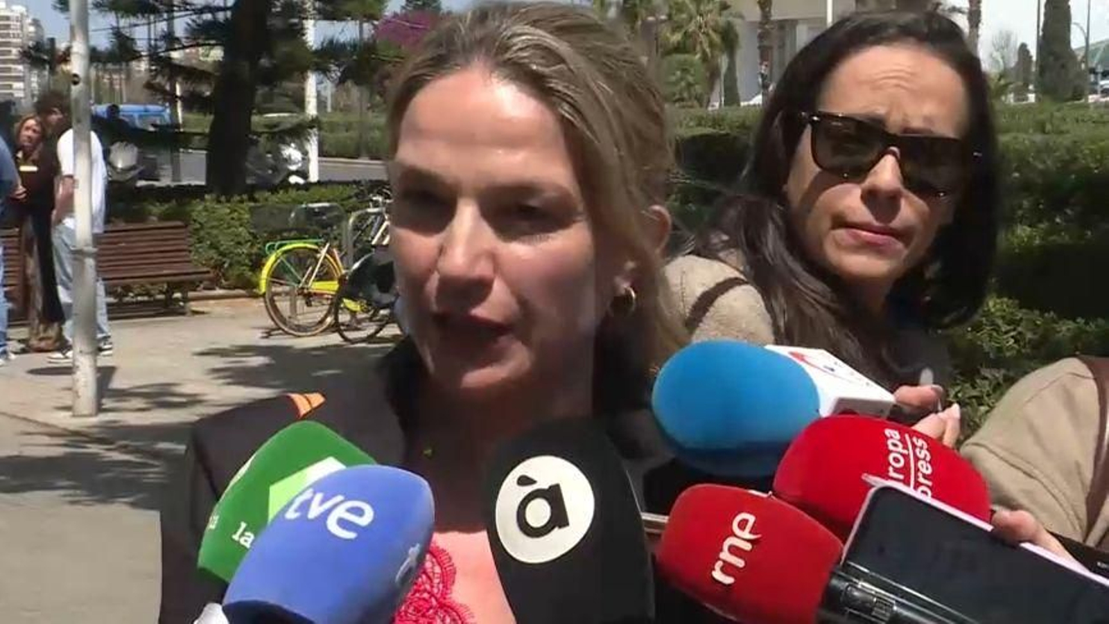 Isabel Carricondo, l'advocada d'una de les víctimes, explica l'acord de conformitat als mitjans