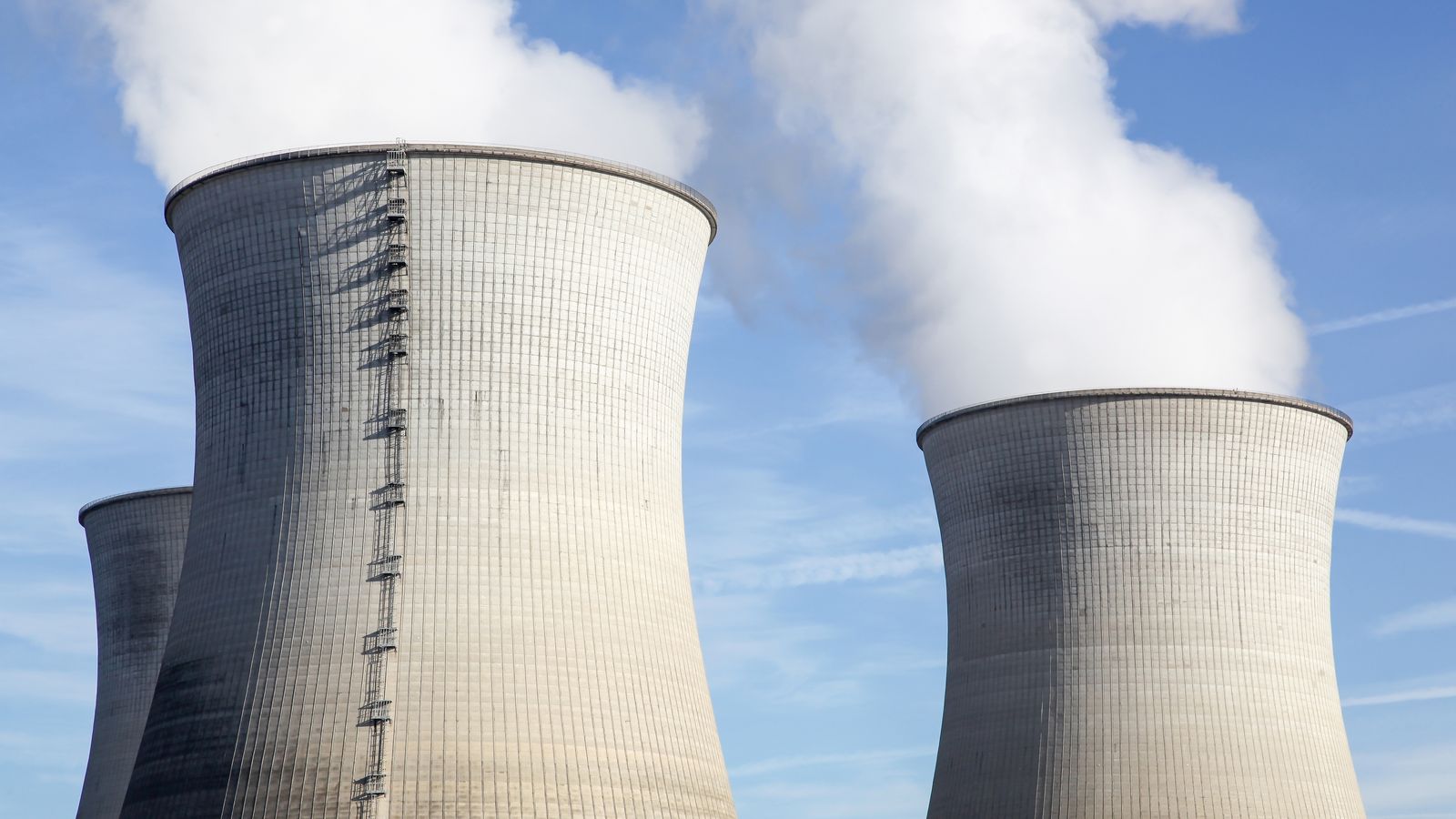 Imatge d'arxiu d'una central nuclear