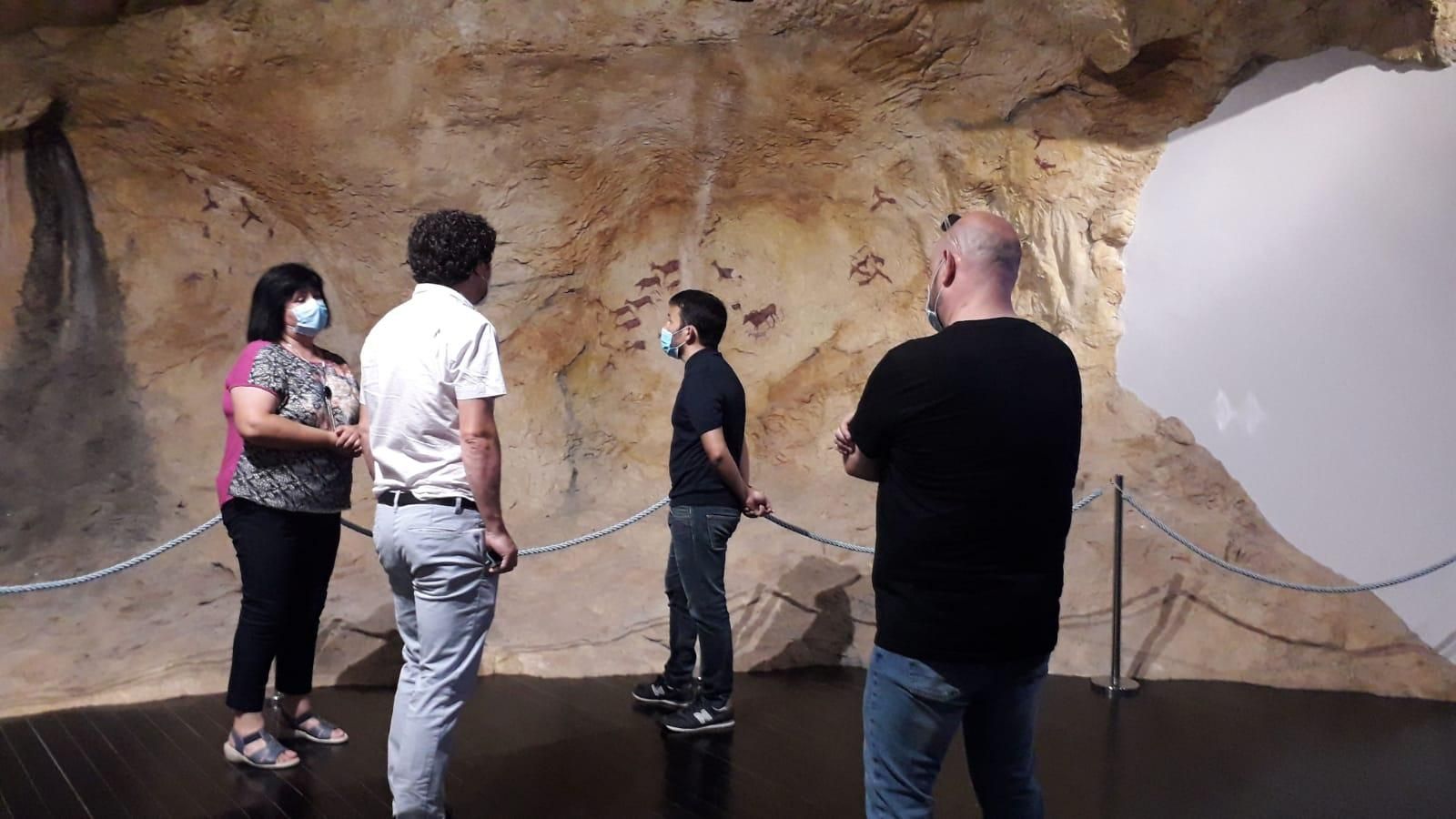 Marzà, hui, durant la visita al Museu de la Valltorta | Generalitat