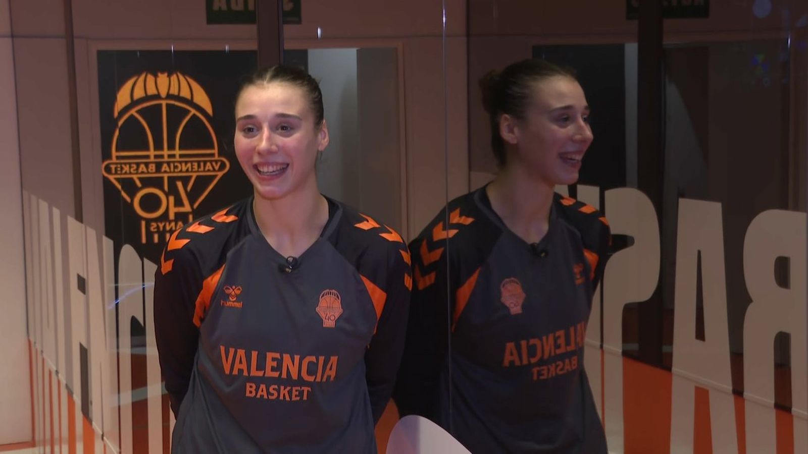 Raquel Carrera: "La WNBA m'ha sumat molt com a jugadora"