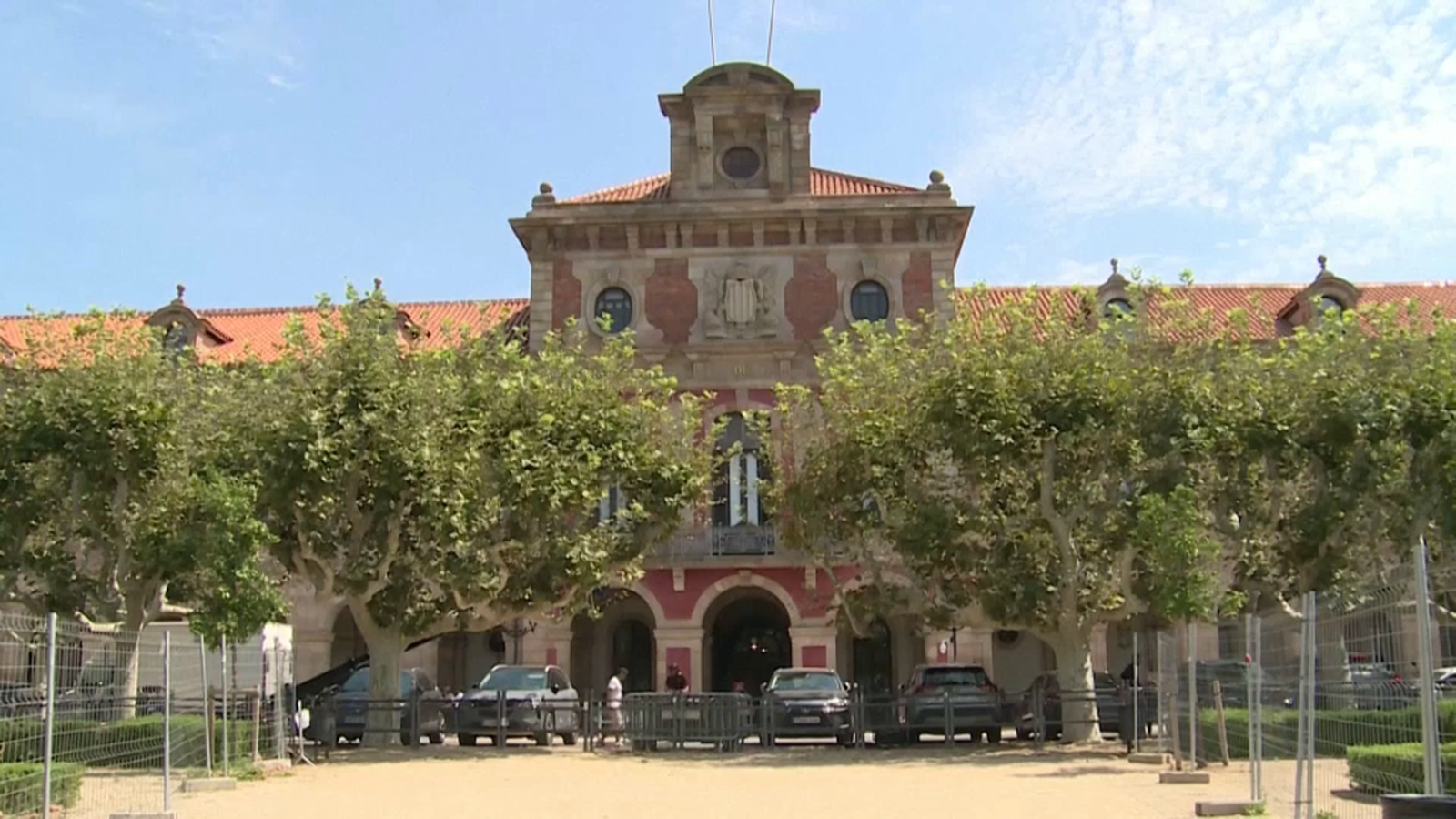 Parlament català blindat per les forces de seguretat