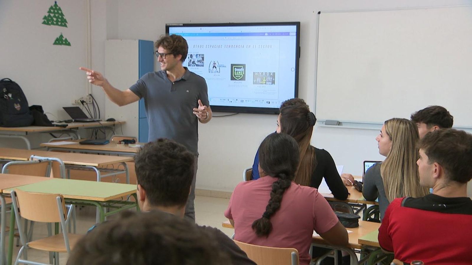 Un professor dona classe