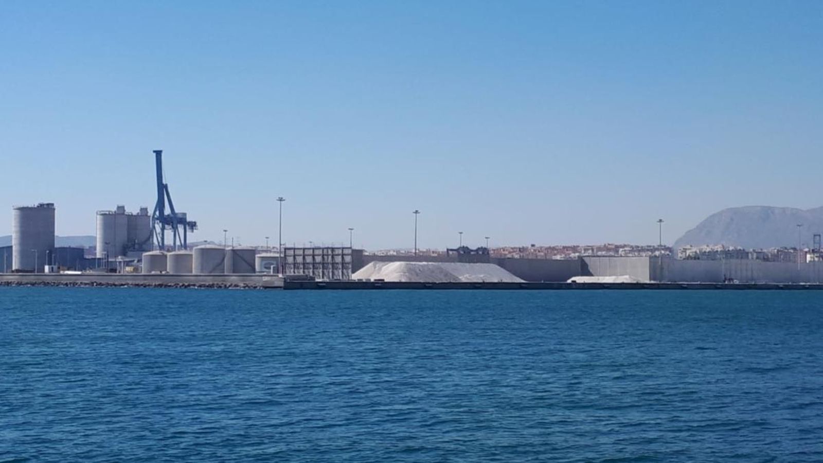 El port d’Alacant reprén l’activitat