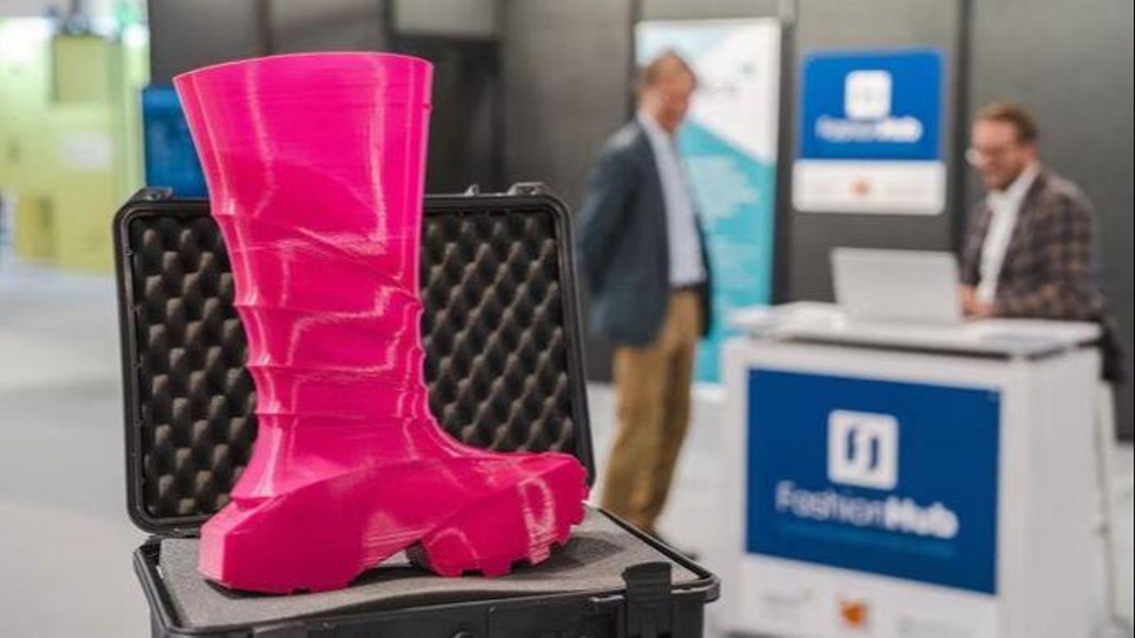 Espai expositiu durant una edició de la fira Micam Milà, un dels principals salons internacionals per al calçat espanyol