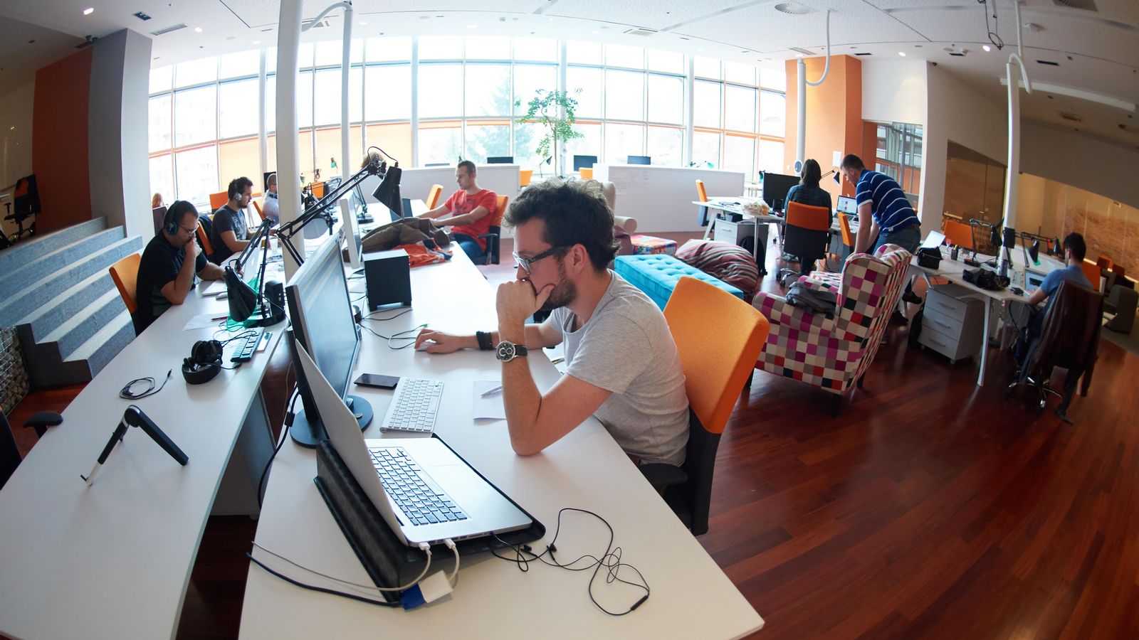 Treballadors en una empresa