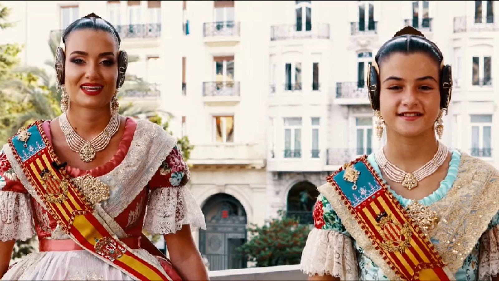 Les falleres majors de València protagonitzen la campanya #Falles Segures