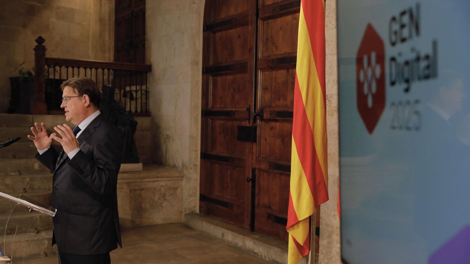 El president de la Generalitat, Ximo Puig, presenta el pla de transformació digital GEN25