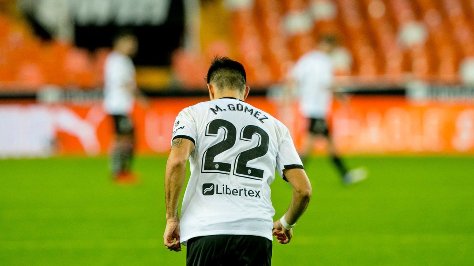 Maxi Gómez no viatja amb l'Uruguai per problemes físics