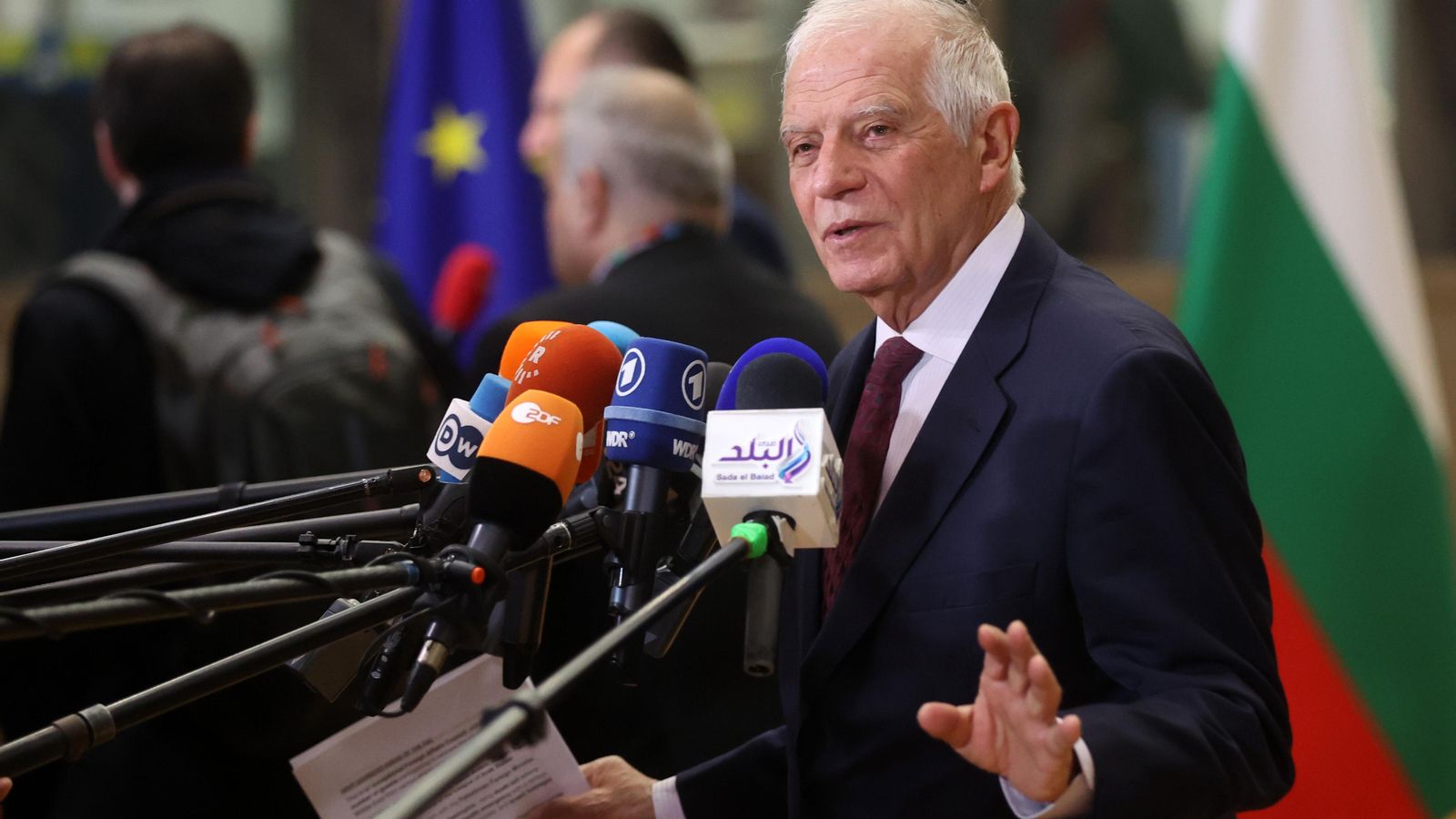 L'alt representant de la diplomàcia europea a l'arribada a la cimera comunitària L'alt representant d'afers estrangers de la UE a l'arribada a la cimera comunitària