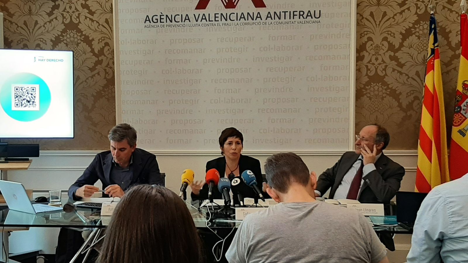 La Fundació Hay Derecho presenta l'informe "El Dedómetro"