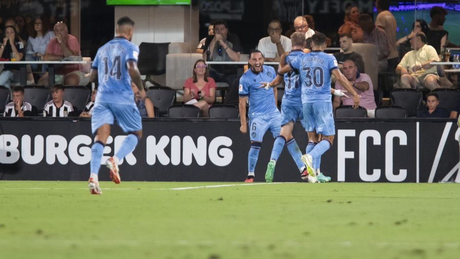 Kochorashvili celebra el gol dela victòria al Cartagena