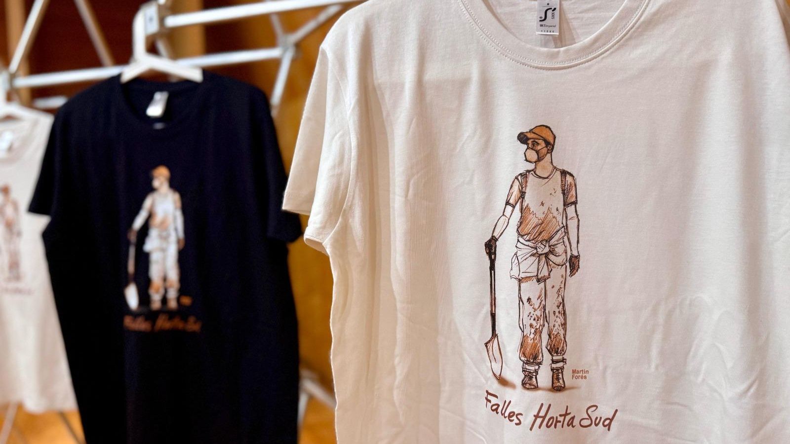 11.03.2025 | Camisetes solidàries per a les Comissions Afectades per la DANA