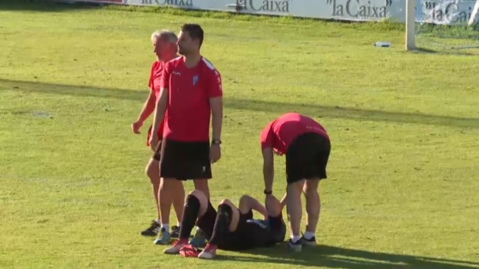 El porter de l'Alcoià, Bañuz, plora després del partit